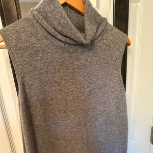 Women’s State Cashmere sleeveless turtleneck sweater size M